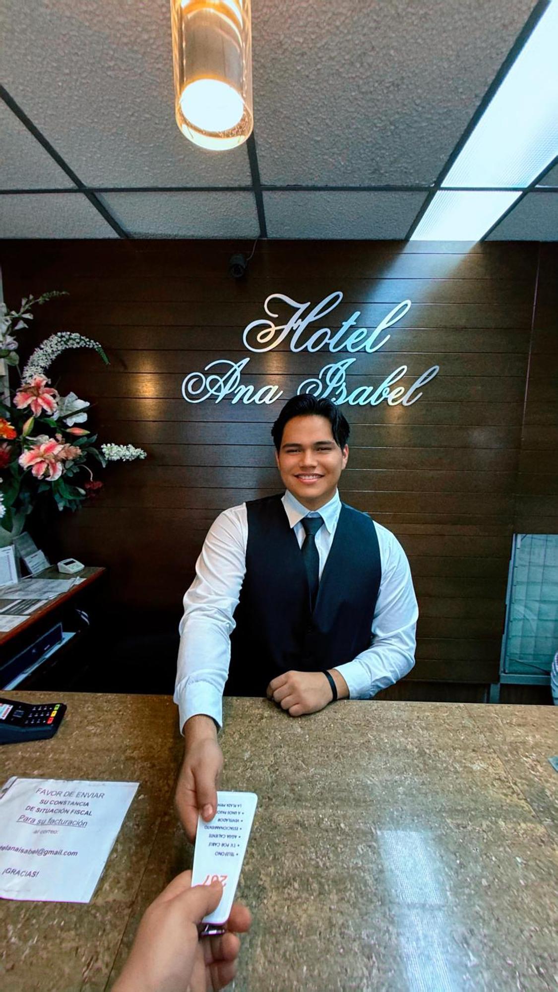 Hotel Ana Isabel Zamora de Hidalgo Bagian luar foto